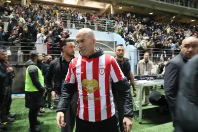 Zinédine Zidane, nouveau sélectionneur des Bleus : ses débuts à Cannes racontés