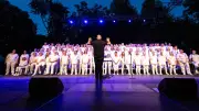 200 choristes avec Julie Zenatti au Pasino de La Grande-Motte