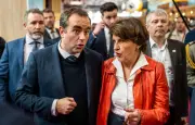 Adoption controversée de la loi agricole : pesticides interdits de retour en France