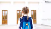 Agnès, 9 ans, passe le brevet des collèges en candidate libre