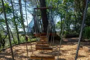 Aire des Candouliers : sports, nature et parcours dans les arbres près de Brignoles