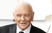 Anthony Hopkins sort son premier album de musique classique à 88 ans