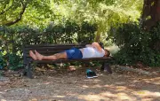 Après la canicule, le corps en phase de récupération : les conseils d'une médecin