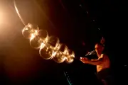Au Festival d'Avignon, Johann Le Guillerm cherche la petite bête avec Terces