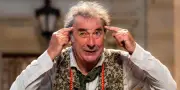Aux Fêtes Nocturnes de Grignan, François Morel s'en donne à cœur joie dans L'École des femmes