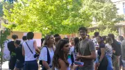 Bac 2026 à Nîmes : joie et mentions pour les bacheliers