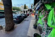 Bagarre au couteau à Juan-les-Pins : un blessé grave, témoins sous le choc