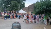Bal trad-folk réussi à Faugères avec l'orchestre de la Tible