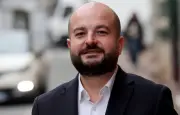 Banderole OQTF à Fréjus : David Rachline retire l'inscription après la requête du préfet