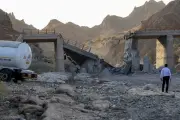 Bombardements US et iraniens s'intensifient, frappe meurtrière à Gaza