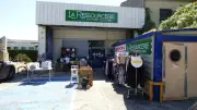 Braderie record à la Ressourcerie du Pont-du-Gard : 280 kg écoulés