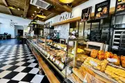Braquage d'une boulangerie Paul à Antibes : le témoignage choc d'une employée