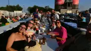 Calvisson : 800 bouteilles pour la nuit des rosés, des Belges présents