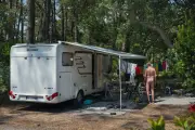Camping naturiste : le corps libéré, une philosophie de vie pour 3,7 millions de Français