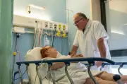 Canicule : aux urgences de Poitiers, les plombs ne sautent pas