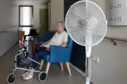Canicule : la polémique sur les 10 000 morts enflamme l'Assemblée