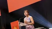 Carole Delga dévoile un plan de soutien pour les cafés devant 800 maires