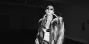 Charli XCX invoque l'énergie rock'n'roll dans son album Music Fashion Film