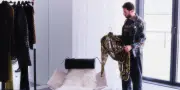 Chez Balmain, la vision épurée du styliste Antonin Tron