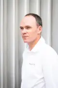 Chris Froome met fin à sa carrière : « J’ai du métal sur tout mon corps »