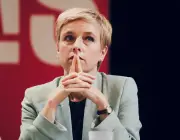 Clémentine Autain renonce à sa candidature après l'échec de la primaire à gauche