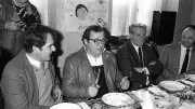 Coluche aux Restos : le témoignage poignant d'une bénévole historique