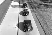 Comment la voiture a imposé l'idée du « soi qui roule » : enquête philosophique