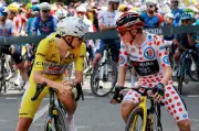 Contrôles antidopage nocturnes : Pogacar et Vingegaard ciblés