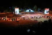 Cotignac : Le Veilleur du Rocher, fresque historique en son et lumière