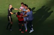 Coupe du monde 2026 : carton rouge de Paredes annulé par la FIFA, enquête ouverte
