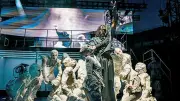 Damso électrise les Arènes de Nîmes avec un show dystopique