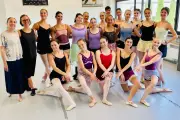 Danseuses new-yorkaises en ballet à Saint-Raphaël le 3 juillet