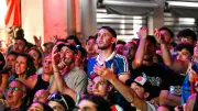 Déception des supporters nîmois après la défaite face à l'Espagne en demi-finale