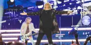 Def Leppard à l'Accor Arena : un show hard rock rétrofuturiste