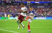 Demi-finale CM 2026 : faute de Digne, penalty et blessure de Saliba plombent les Bleus