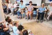 Des tout-petits redonnent le sourire aux seniors dans le Pays de Grasse