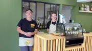 Deux jeunes redonnent vie à la pizzeria Le Petit Grain à Grandrieu