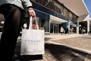 Deux maires s'unissent contre l'arrivée de Primark à Plan-de-Campagne