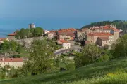 Deux retraités retrouvés morts plusieurs mois après leur décès en Haute-Loire