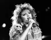 Disparition de Bonnie Tyler, icône de la pop rauque à 74 ans