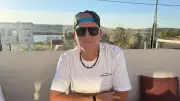 DJ Cassou : un prof de sport qui fait vibrer les villages du Sud