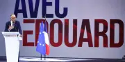 Édouard Philippe promet un effort collectif juste et une refonte massive de l'école