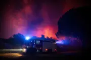 Double incendie en Nouvelle-Aquitaine : état d'urgence décrété à Madrid