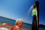 Douches de plage dans le Var : un impact hydraulique méconnu
