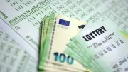 Elle gagne 35 000 € au loto mais son mari l'a inscrite malgré elle au registre des addicts