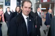 En débarquant le PDG de SNCF Voyageurs, Castex muscle sa mainmise
