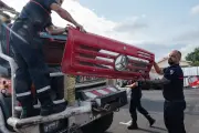 En Gironde, les mécanos luttent nuit et jour contre les incendies