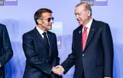 Erdogan offre des revolvers aux dirigeants de l'Otan, polémique