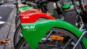 Explosion d'un chargeur de vélo électrique : un jeune de 19 ans gravement brûlé