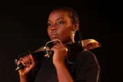 Festival d'Avignon 2026 : Marion Siefert explore la boue de la langue dans 